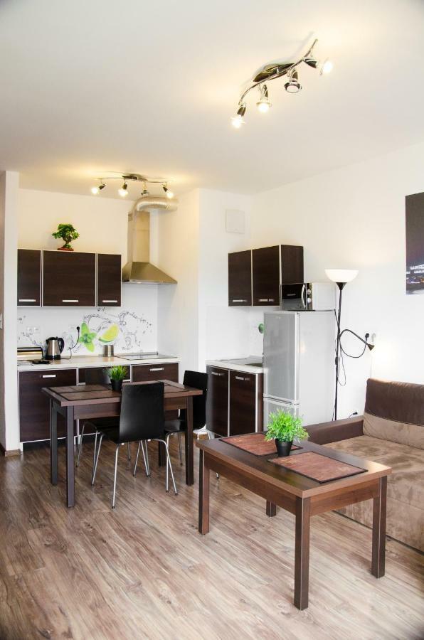 Apartament Centrum Gieldowa Warsaw Exterior photo