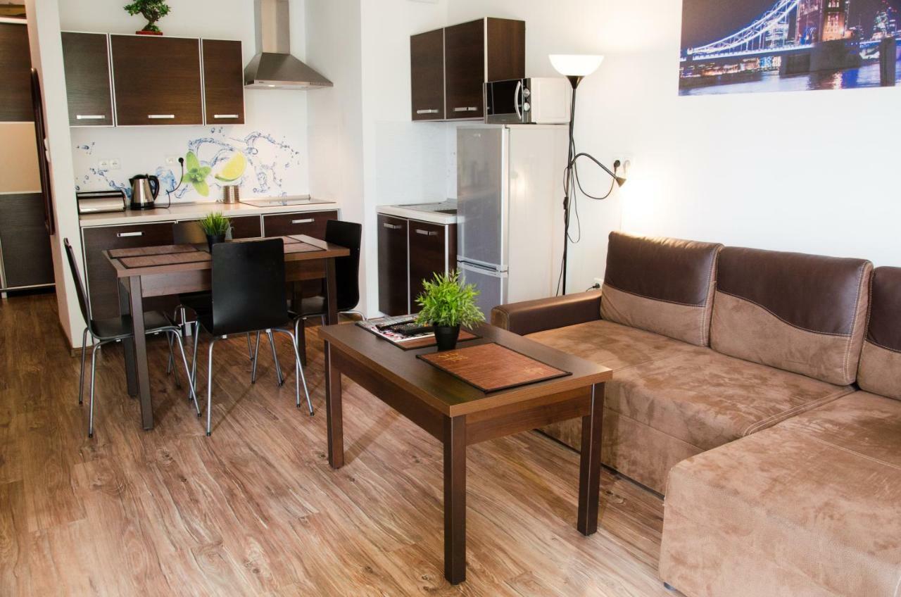 Apartament Centrum Gieldowa Warsaw Exterior photo
