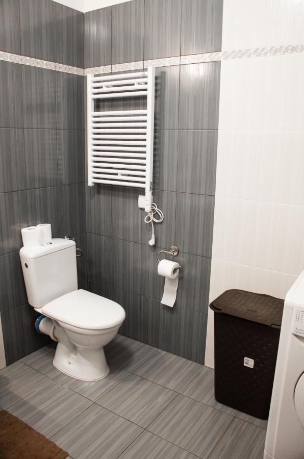 Apartament Centrum Gieldowa Warsaw Exterior photo